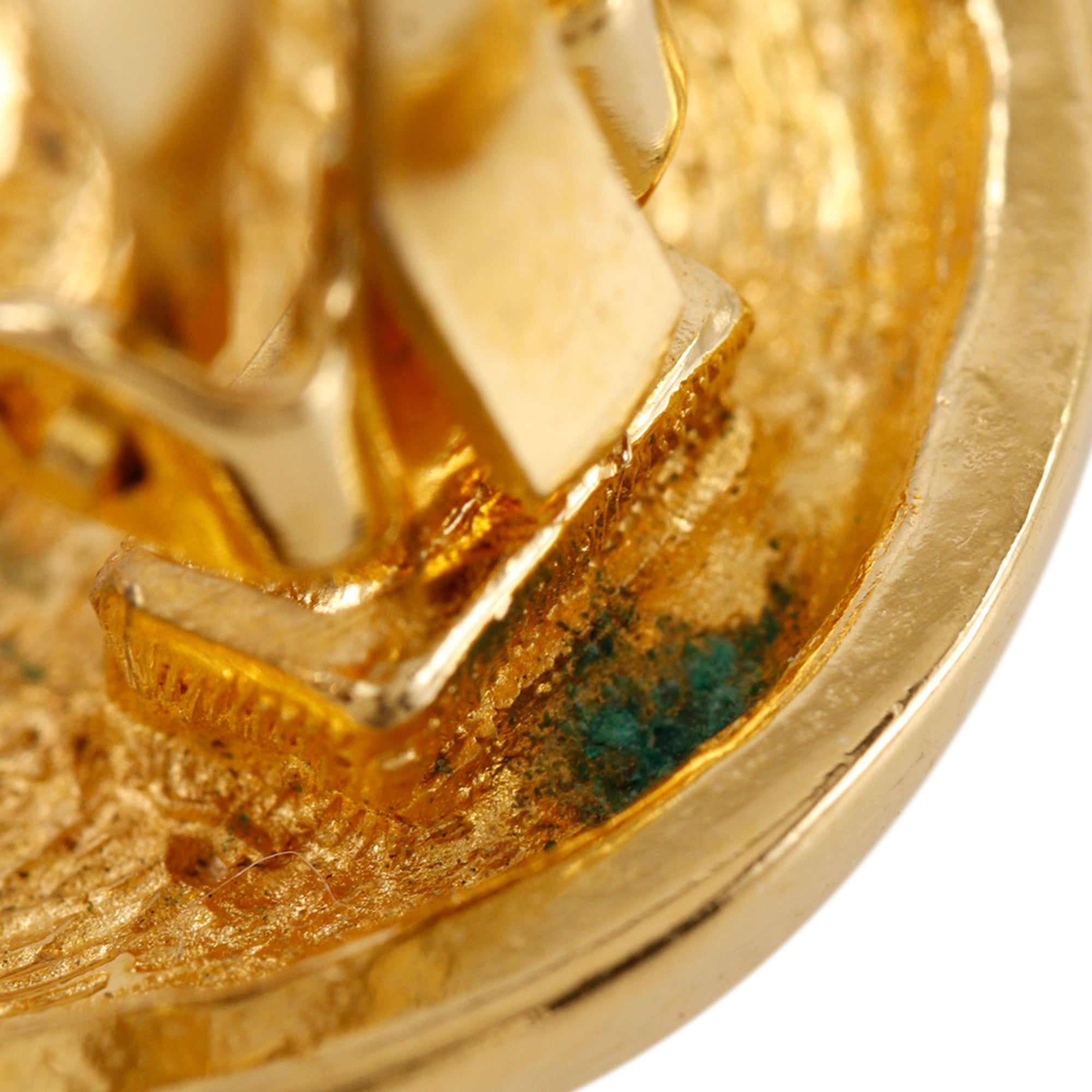 CC Gold Plated Quilted Round Clip On Earrings - Image 8