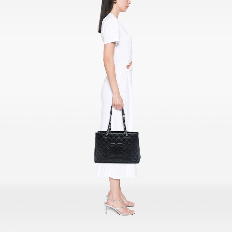 Caviar Grand Shopping Tote - Image 6