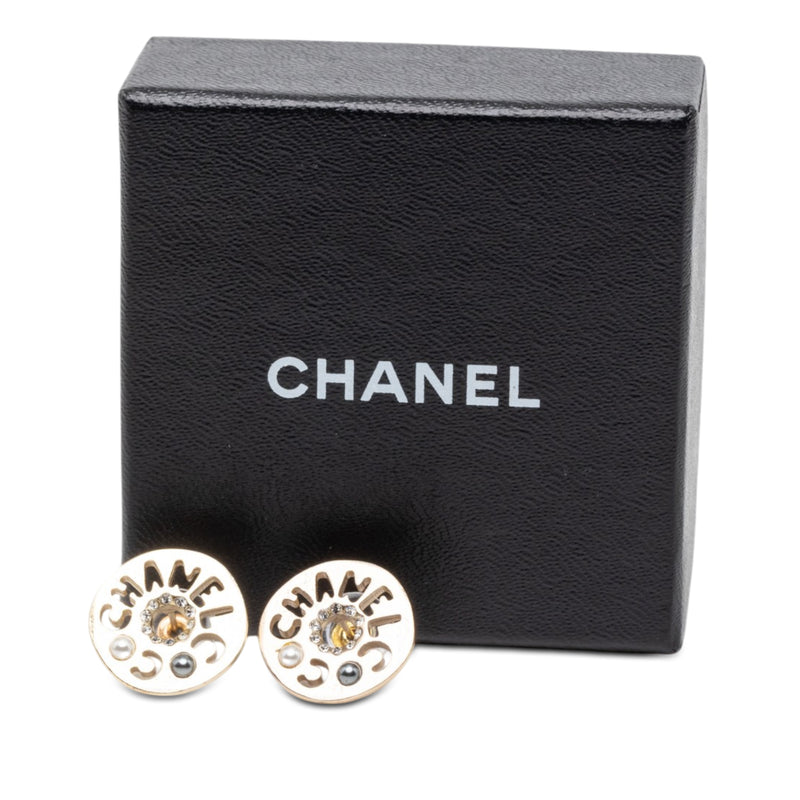 Gold Plated Strass Faux Pearl Coco Logo Disc Pushback Earrings - Image 4