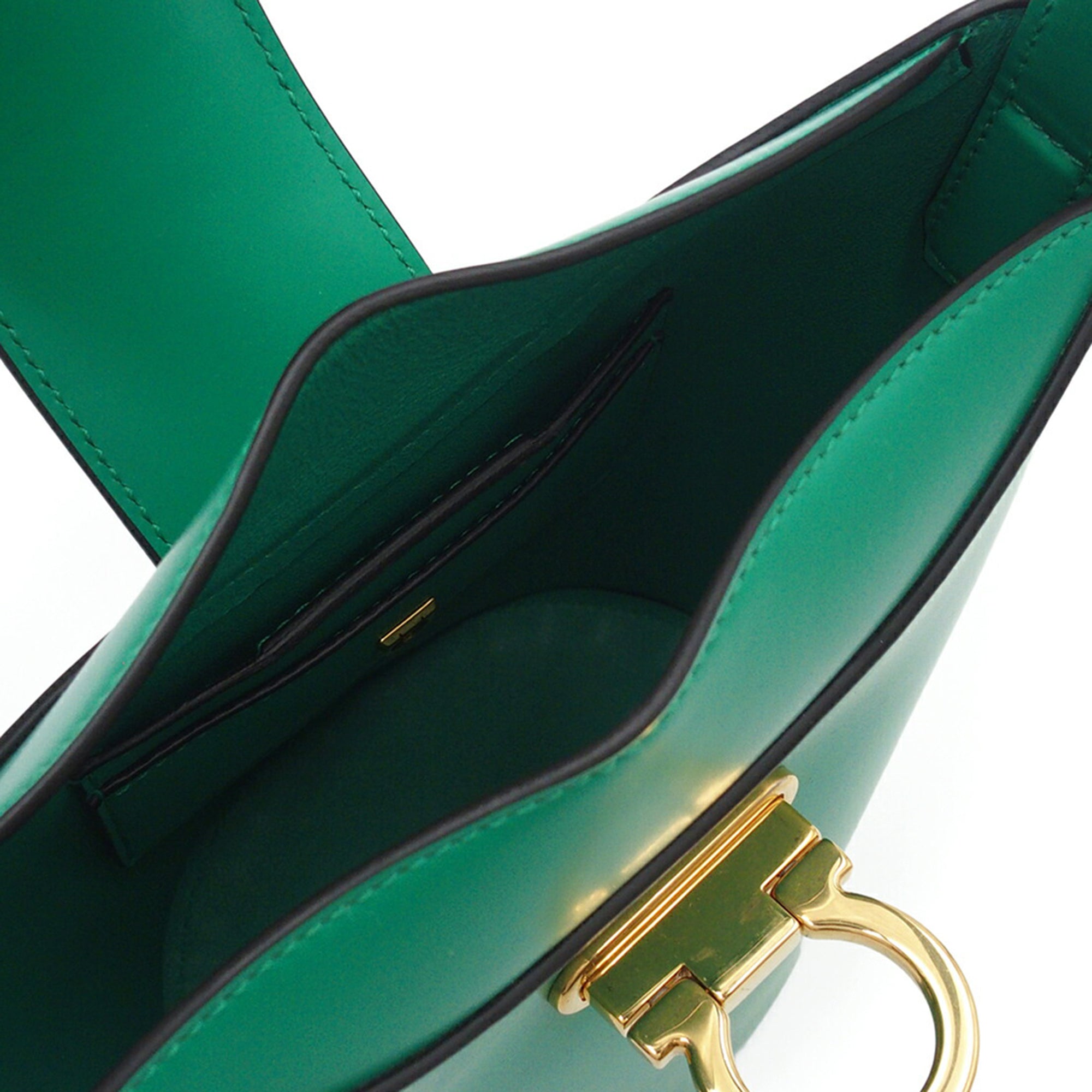 Small Leather Trifolio Shoulder Bag - Image 3