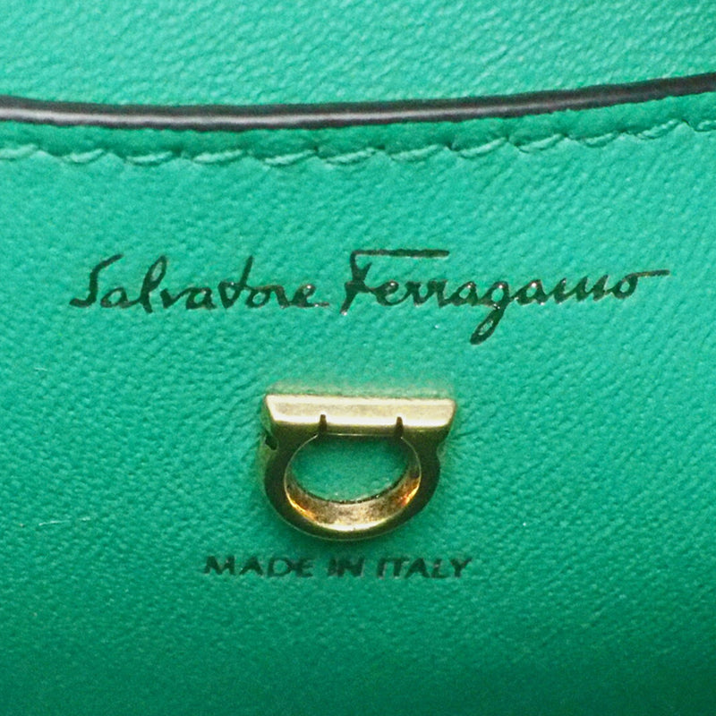 Small Leather Trifolio Shoulder Bag - Image 4