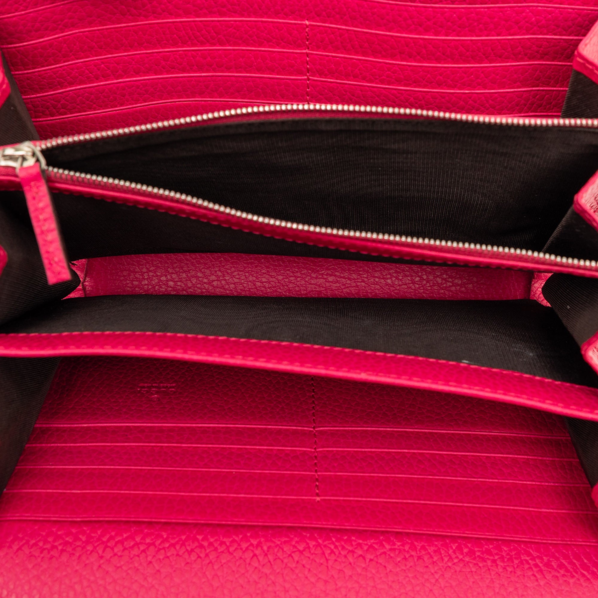Calfskin Dionysus Wallet on Chain - Image 4
