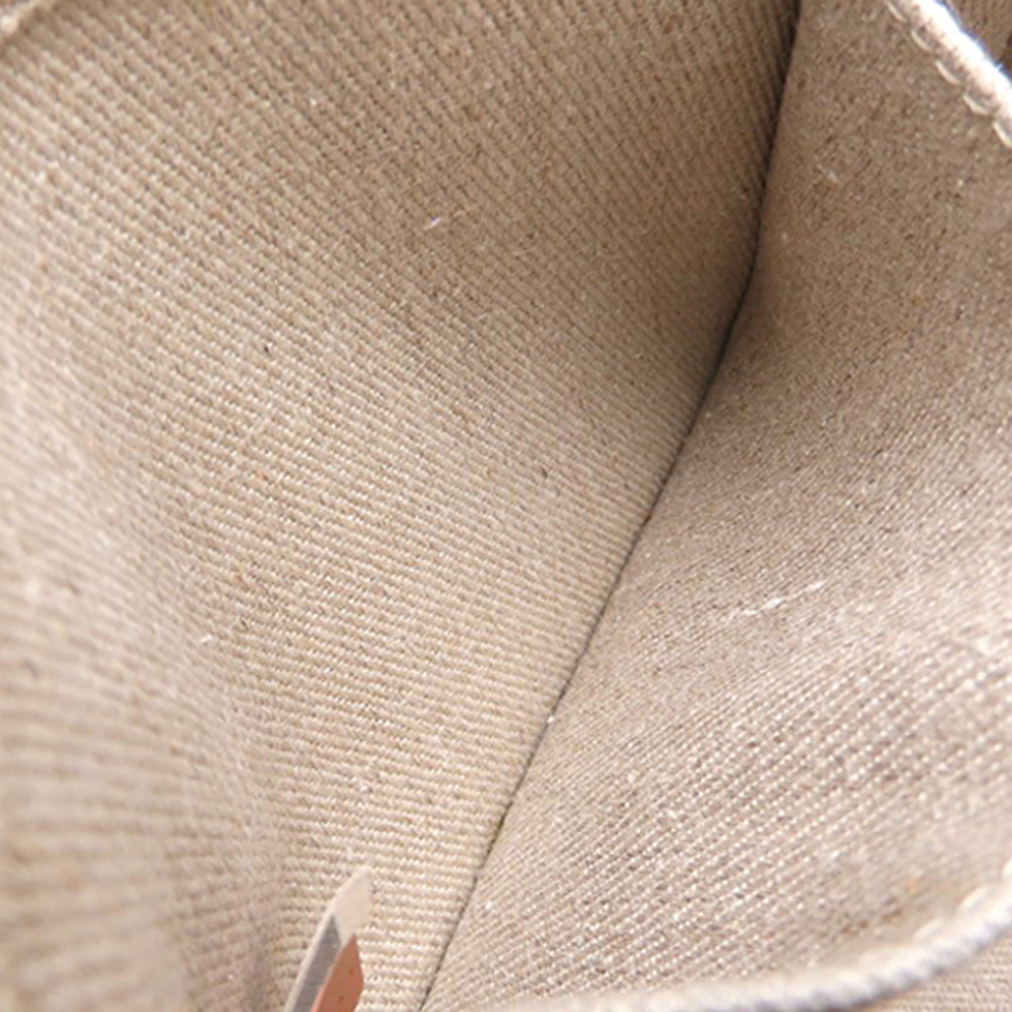 Small Canvas Woody Tote - Image 5
