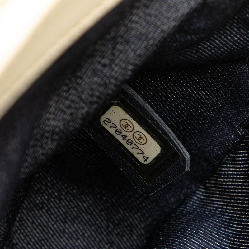 Crumpled Calfskin En Vogue Rope Flap - Image 6