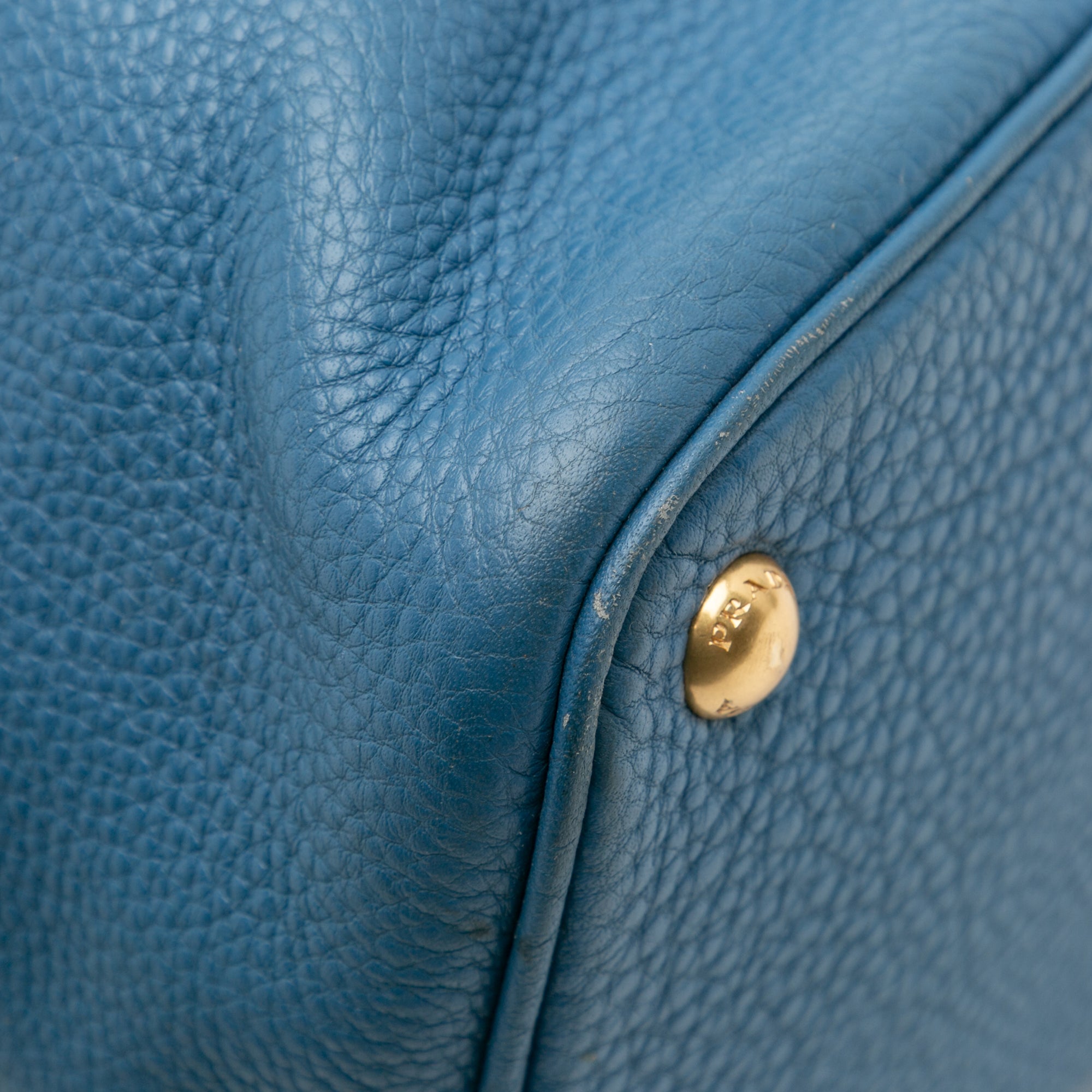 Vitello Daino Open Convertible Tote - Image 9