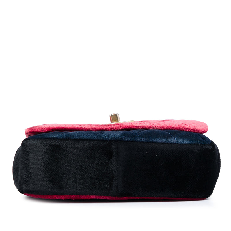 Paris Cosmopolite Small Tricolor Quilted Velvet Private Affair Camellia Flap - Image 3