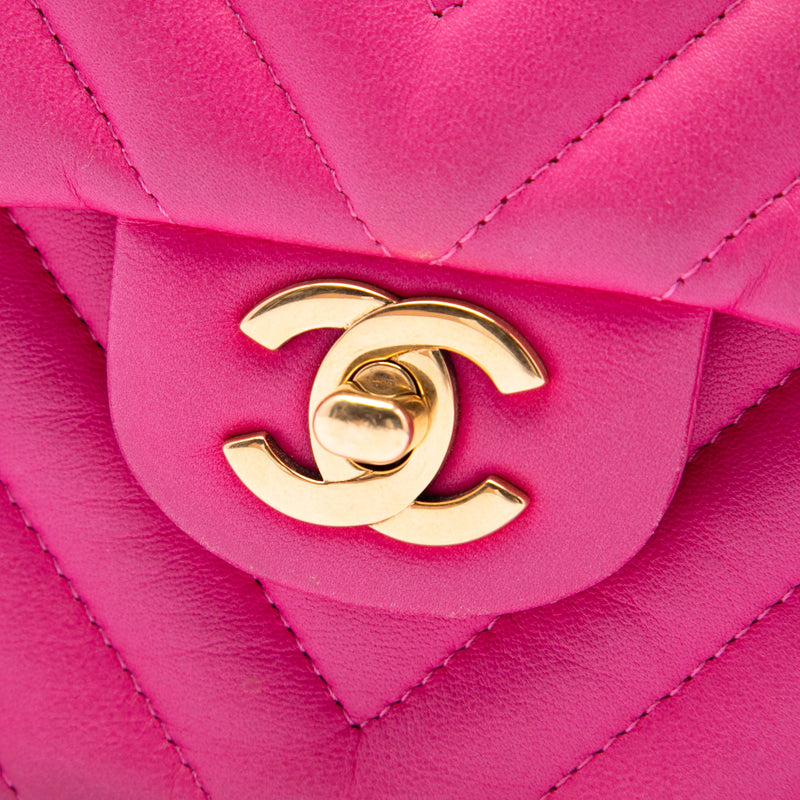 Medium Classic Chevron Lambskin Double Flap - Image 5