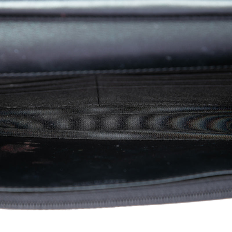 CC Quilted Aged Calfskin Tassel Wallet On Chain - Image 4