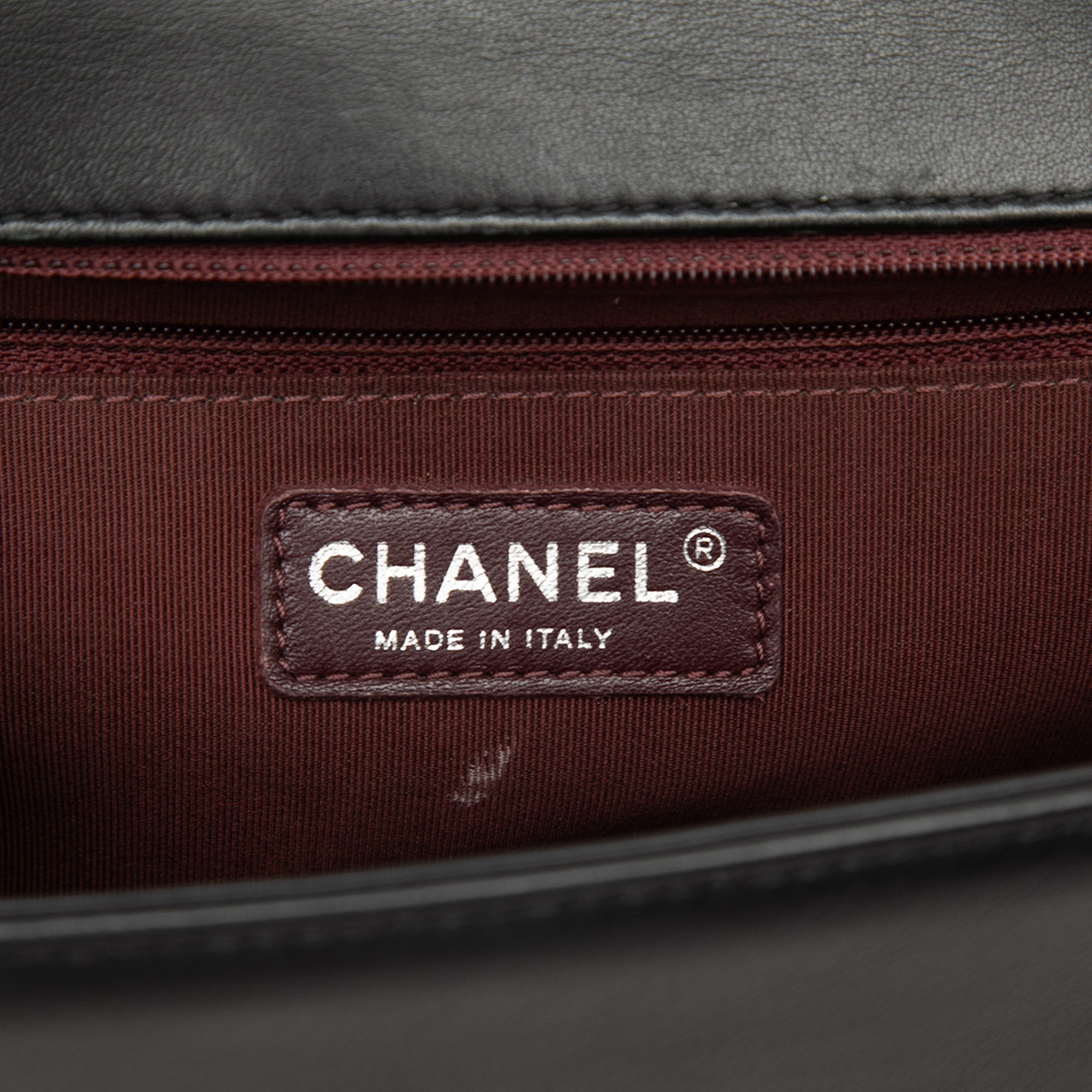 Medium Chevron Lambskin Boy Flap - Image 5