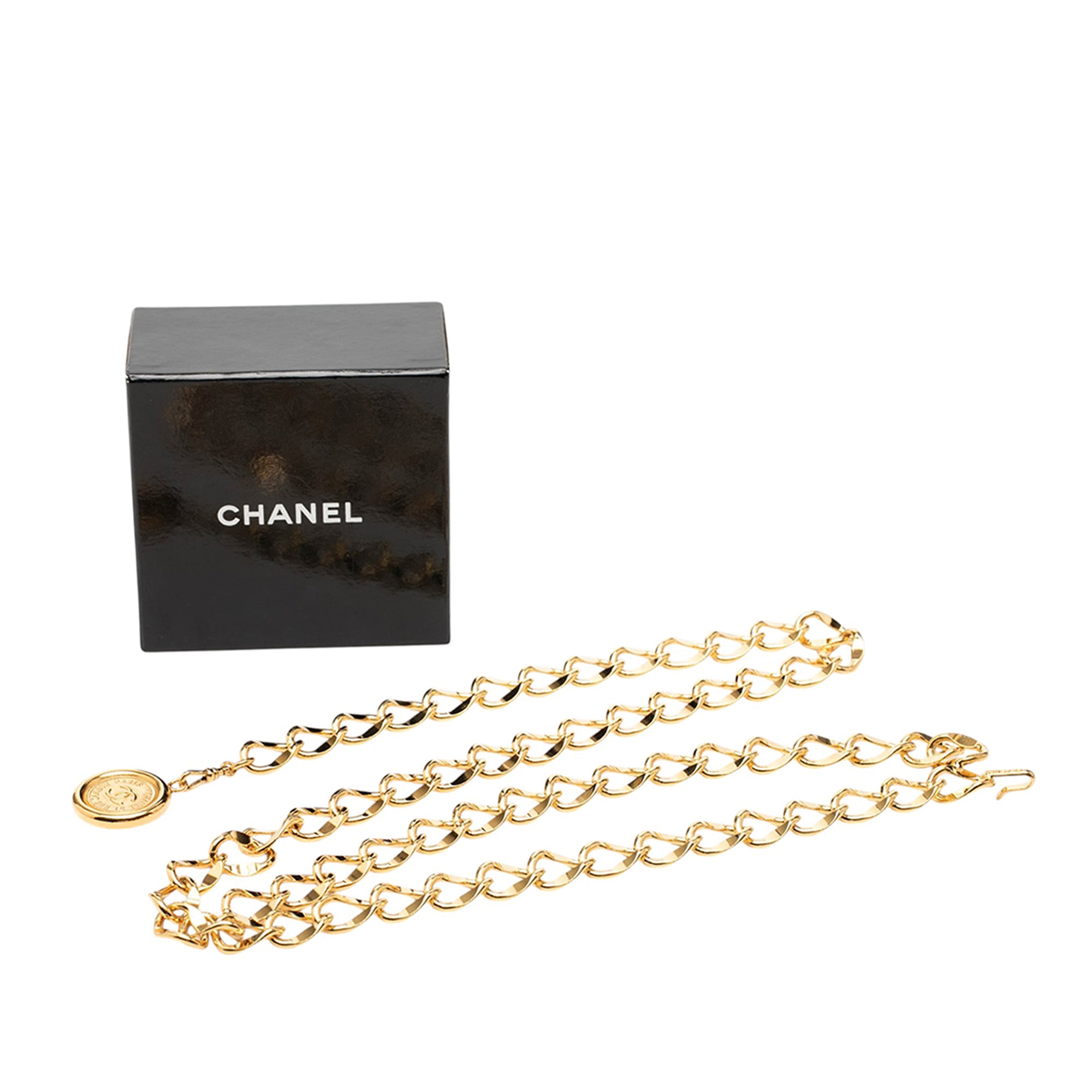 CC Gold Plated 31 Rue Cambon Medallion Chain Belt - Image 5