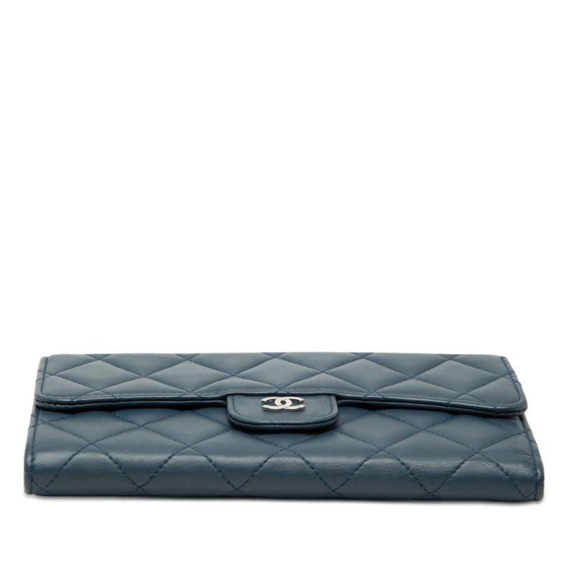 CC Quilted Lambskin Classic Flap Wallet - Image 3