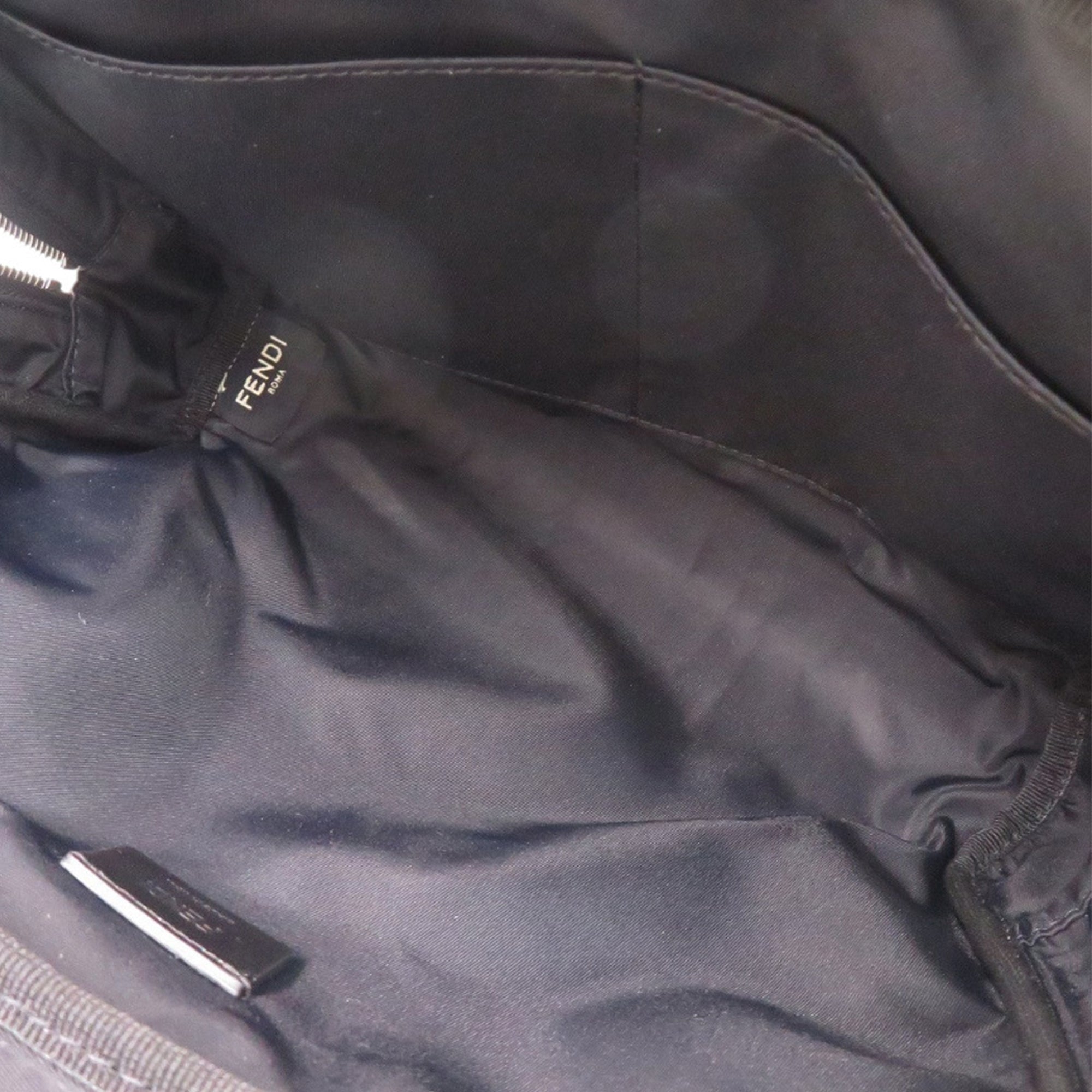 Zucca Gradient Canvas FF 1974 Toiletry Case - Image 3