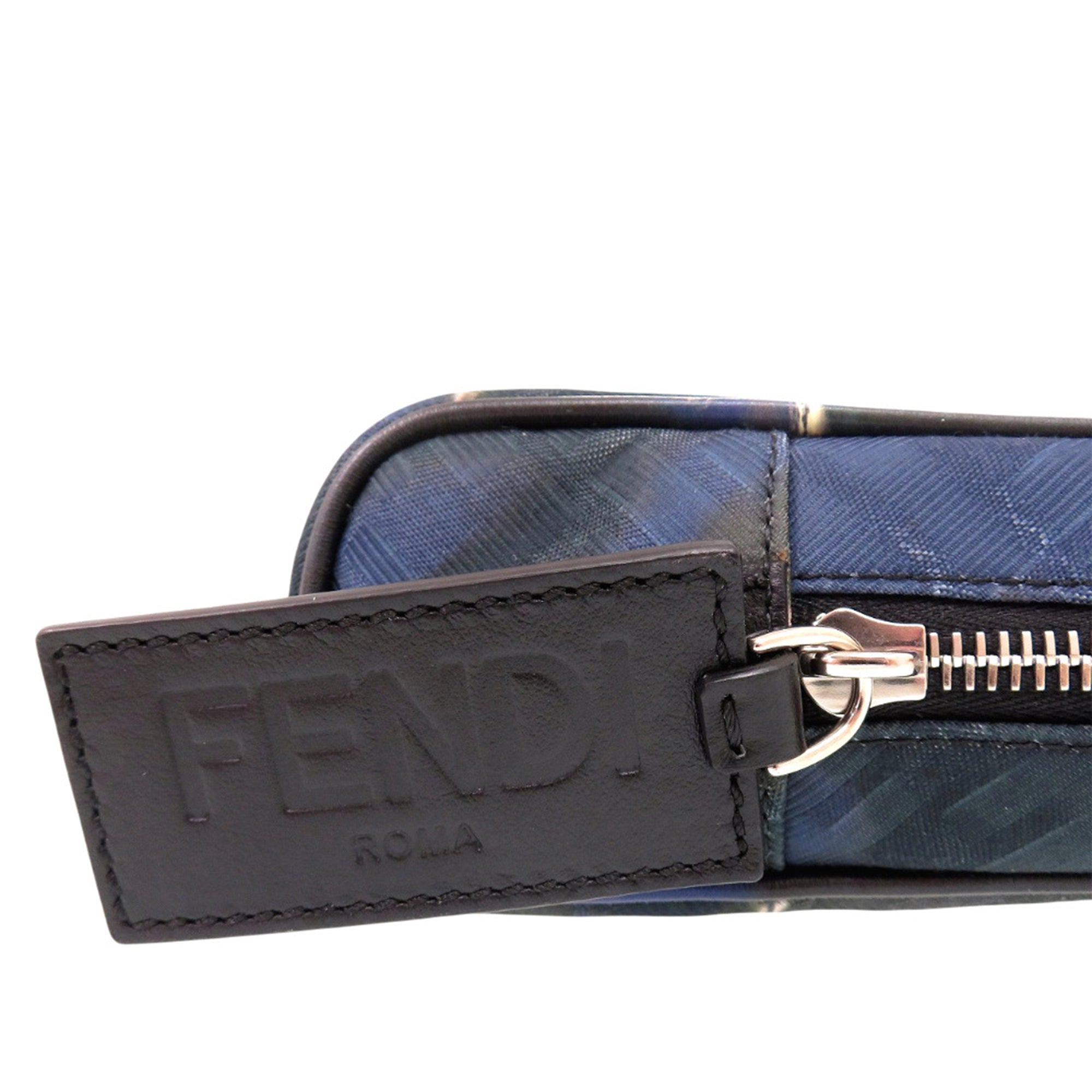 Zucca Gradient Canvas FF 1974 Toiletry Case - Image 4