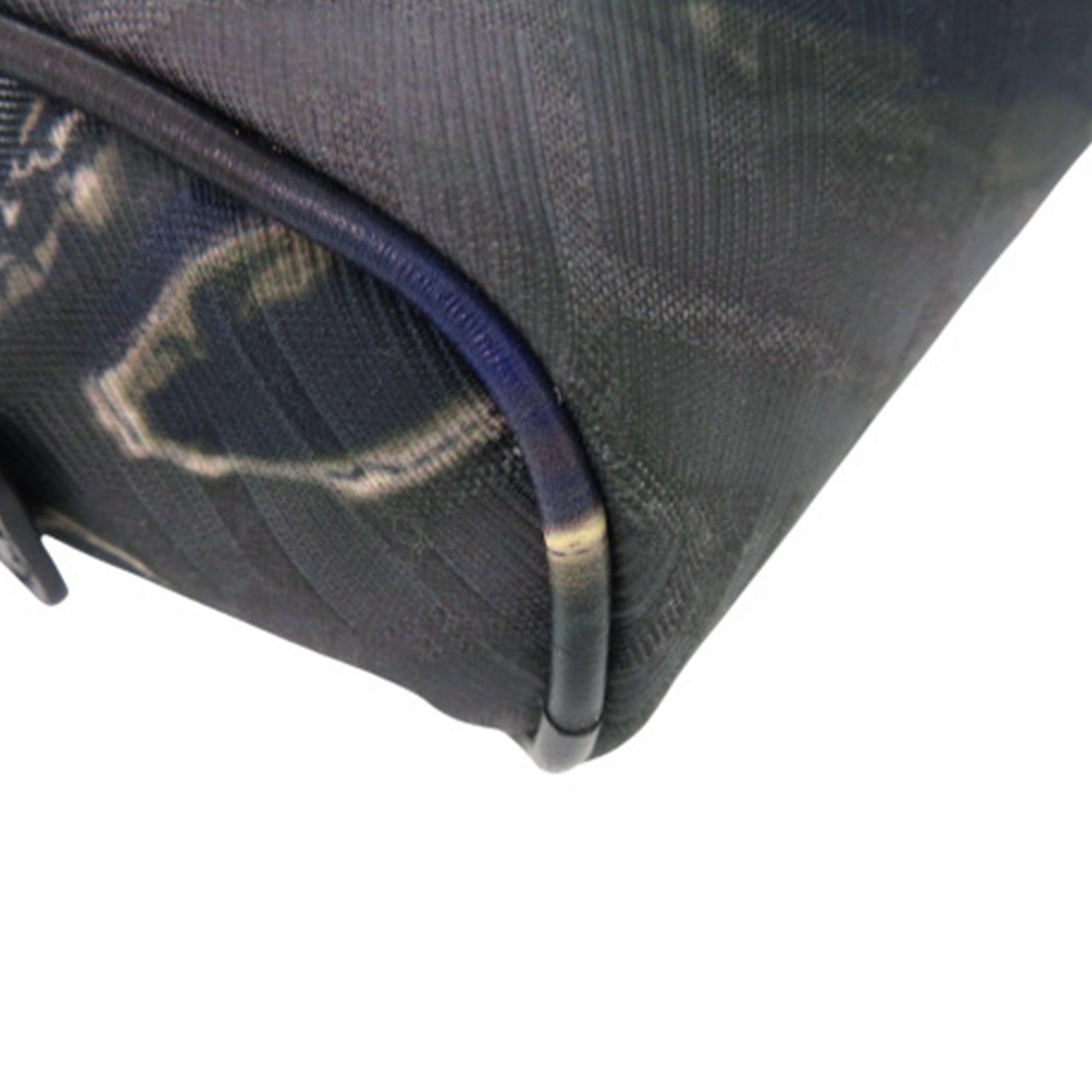 Zucca Gradient Canvas FF 1974 Toiletry Case - Image 8