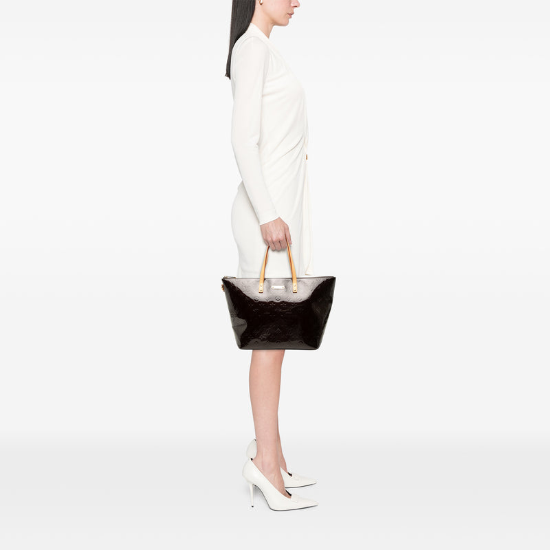 Monogram Vernis Bellevue GM - Image 6