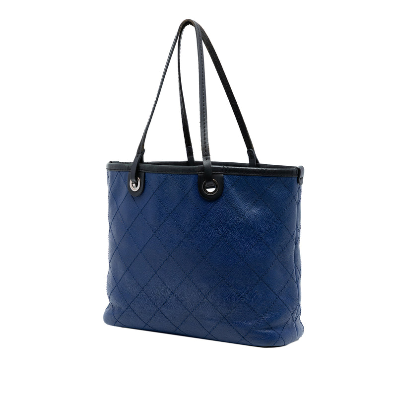 Quilted Caviar Shopping Fever Tote - Image 2