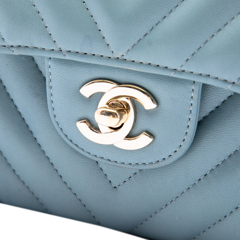 Small Classic Chevron Lambskin Double Flap - Image 5