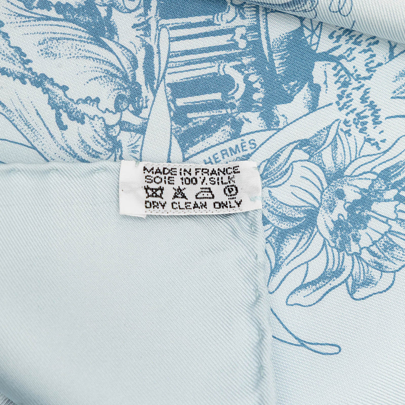 Au Pays de Cocagne Finesse Silk Scarf 90 - Image 2