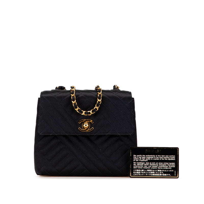 Mini Square Diagonal Quilted Satin Single Flap - Image 10