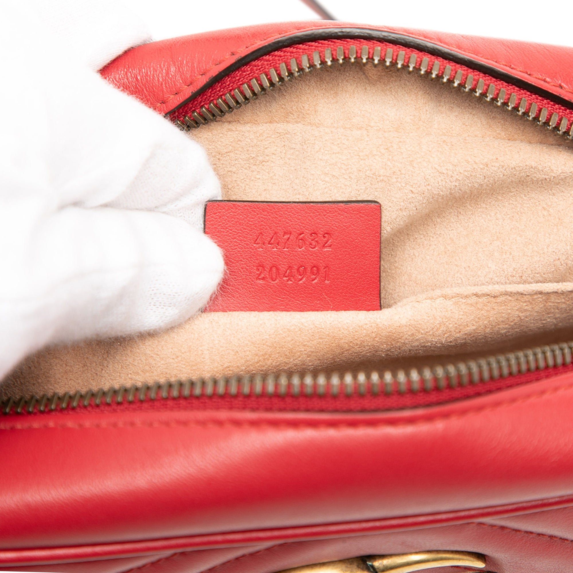 Small GG Marmont Matelasse Leather Crossbody - Image 6