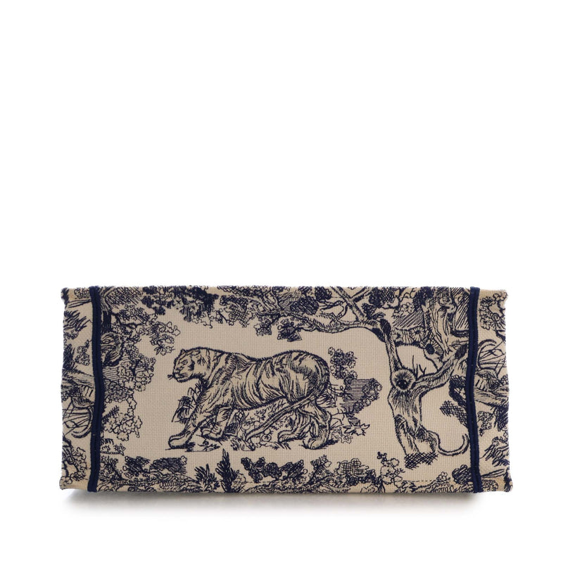Medium Canvas Embroidered Reverse Dioriviera Toile De Jouy Book Tote - Image 5