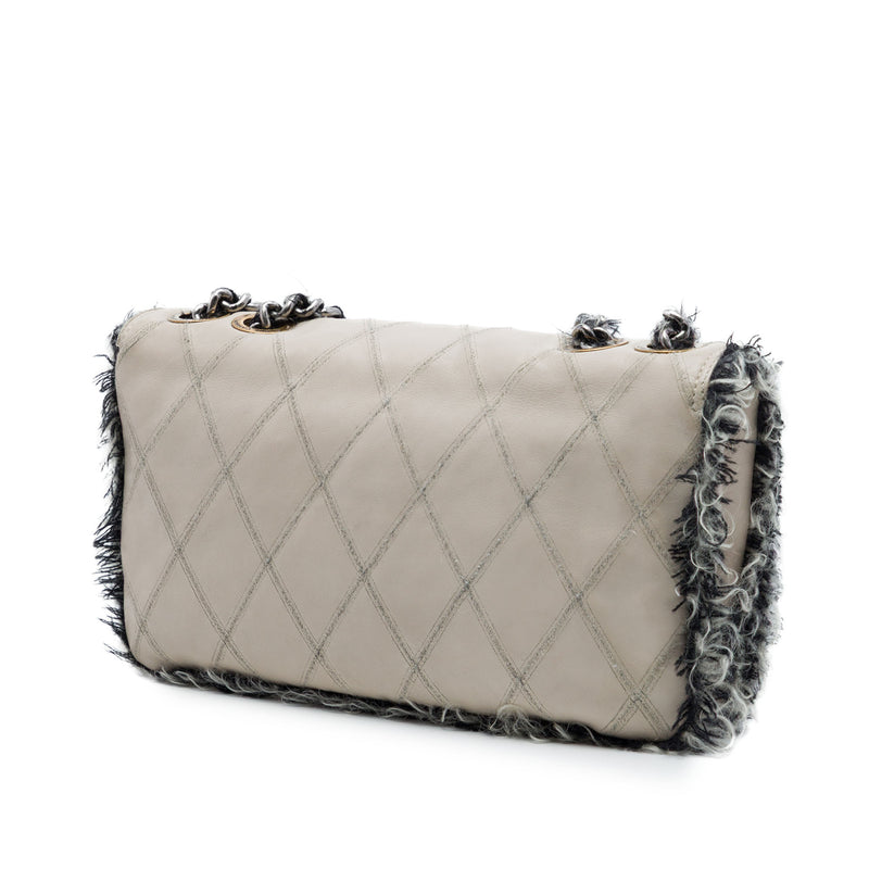 CC Quilted Lambskin Tweedy Flap Color - Image 2