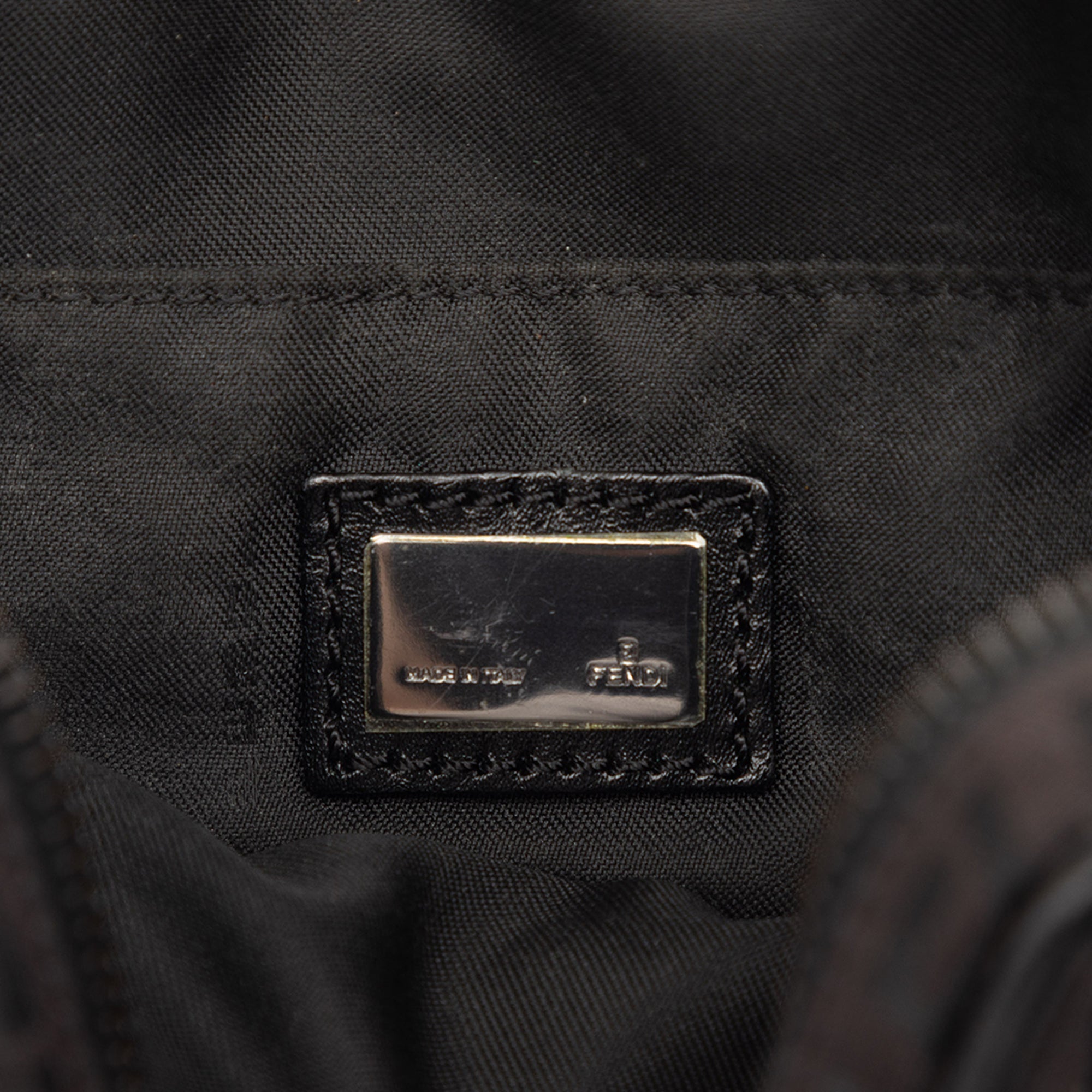 Zucchino Canvas Crossbody - Image 5