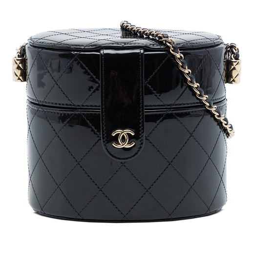CC Quilted Patent Round Vanity Clutch With Chain - Image 1