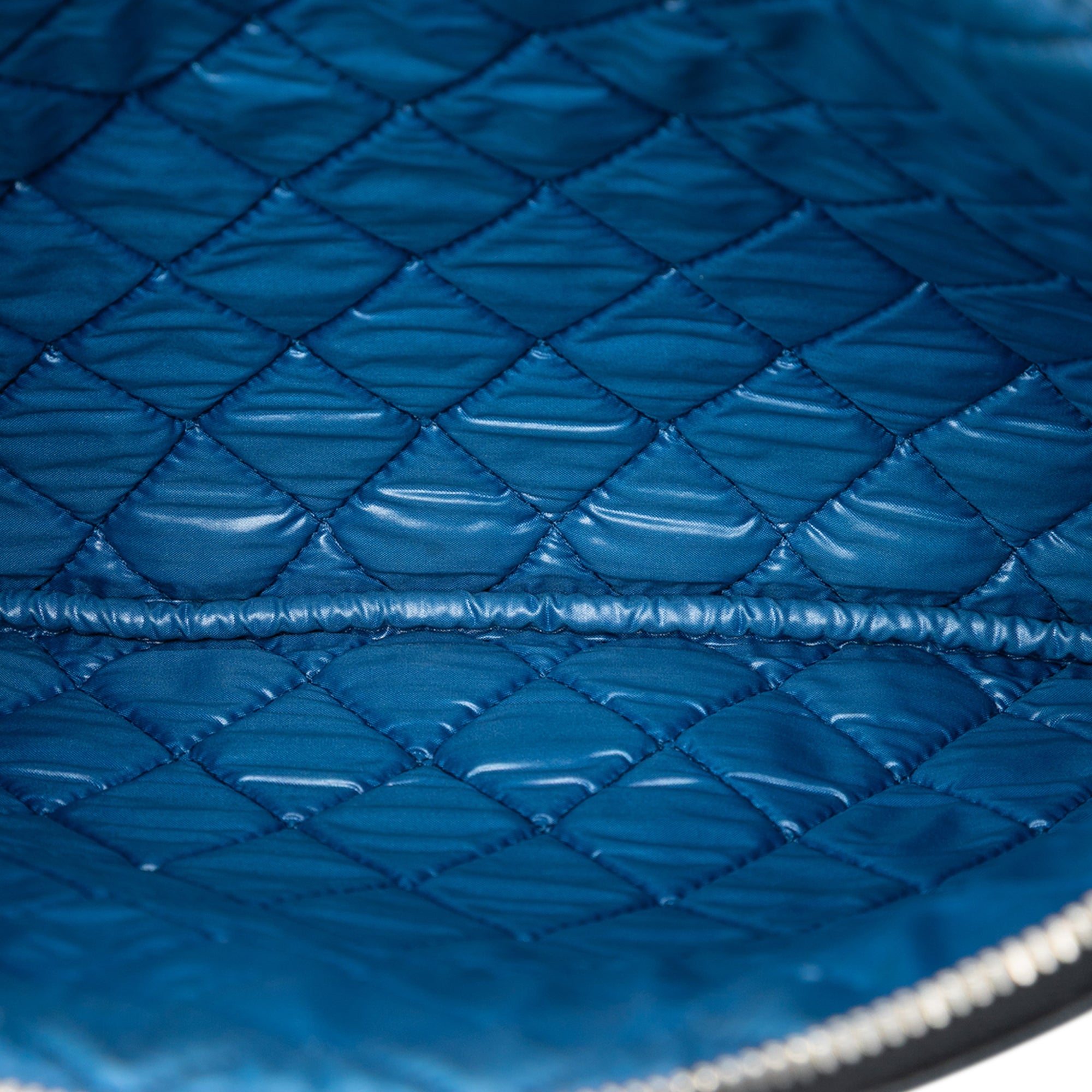 Medium Bicolor Quilted Sheepskin Mademoiselle O Case Clutch - Image 4