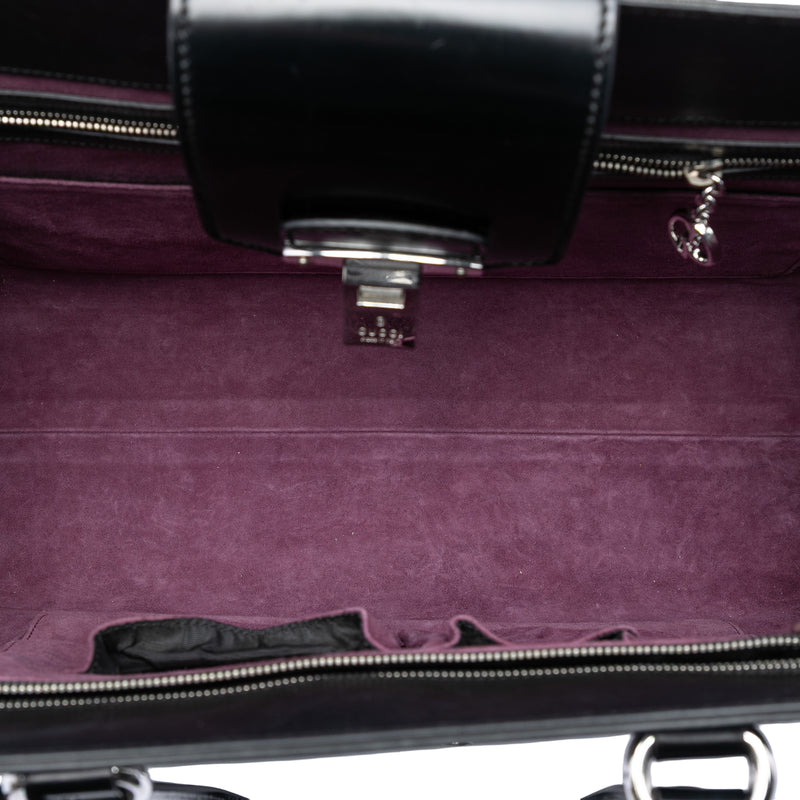 Large Smooth Calfskin Lady Lock Handbag - Image 4