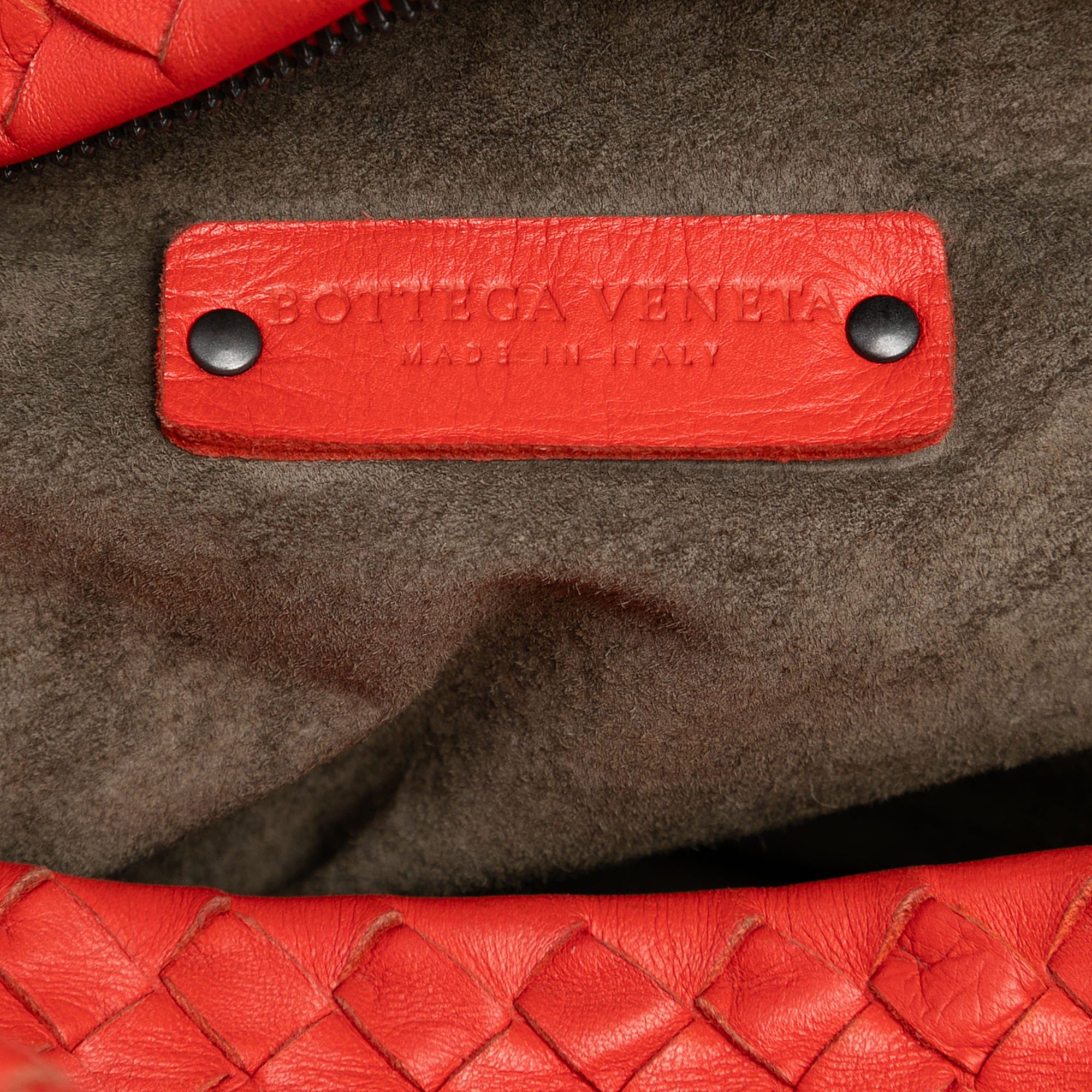 Nappa Intrecciato Cube Shoulder Bag - Image 5