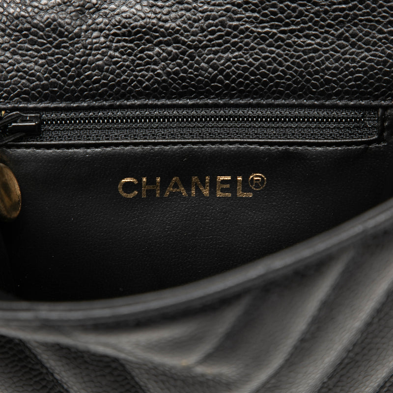 CC Chevron Caviar Belt Bag - Image 5