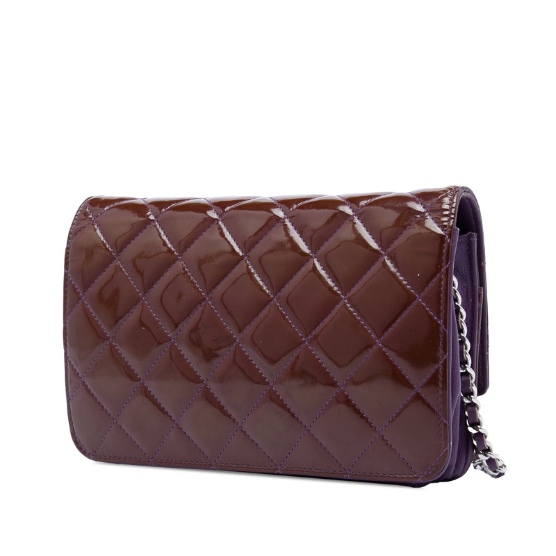 CC Quilted Patent Brilliant Wallet On Chain - Image 2