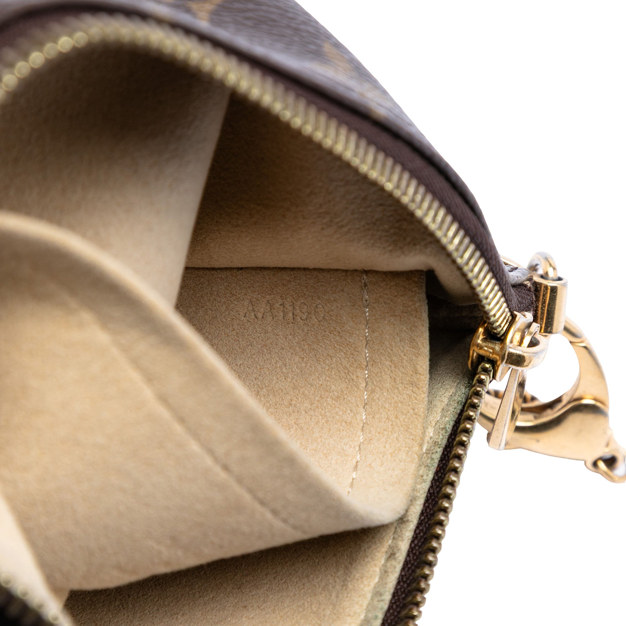 Monogram Pochette Milla MM - Image 6