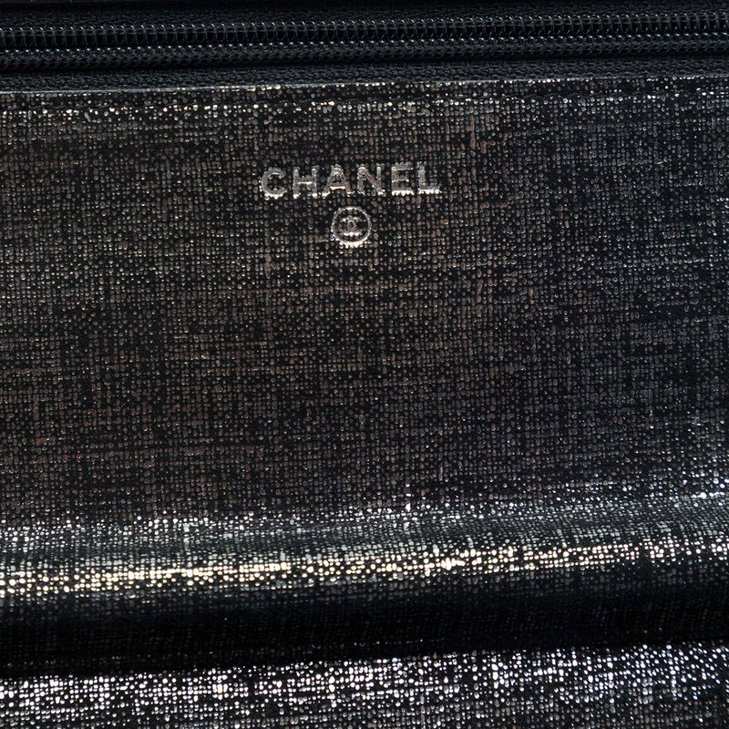 CC Quilted Metallic Fabric Wallet On Chain - Image 5