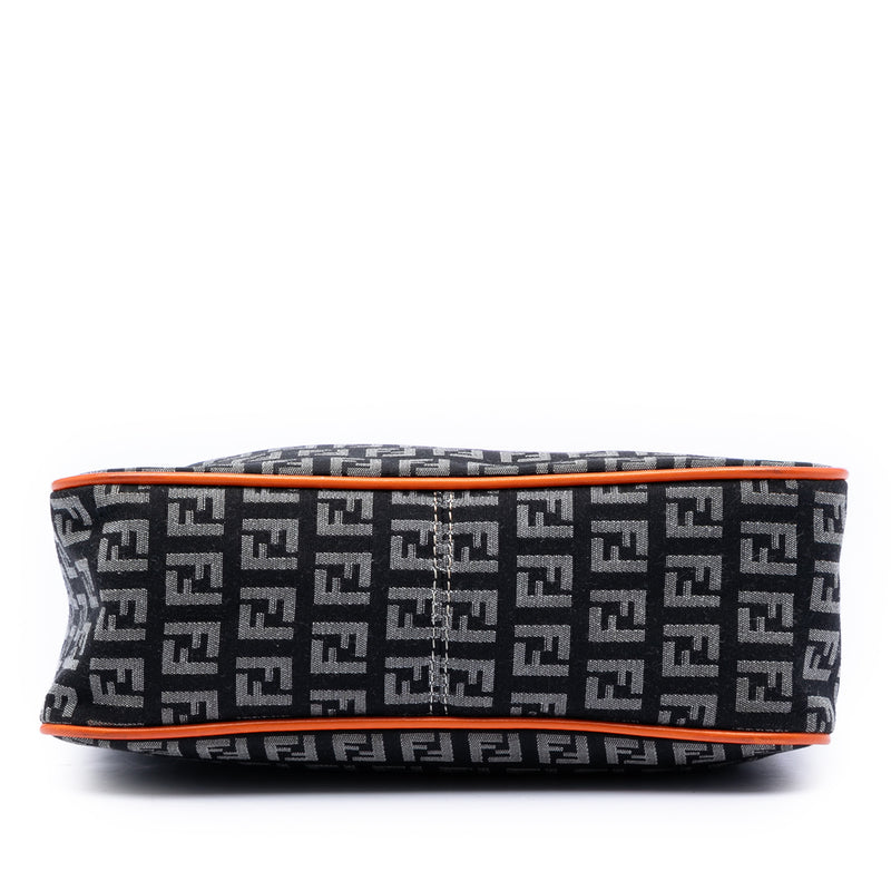 Zucchino Canvas Shoulder Bag - Image 3