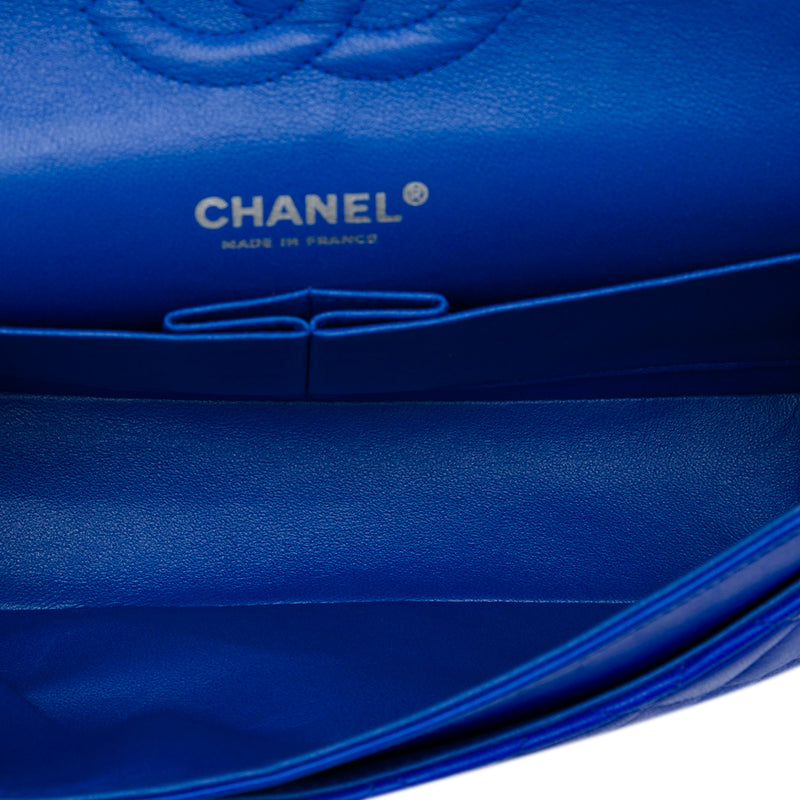 Medium Classic Lambskin Double Flap - Image 4