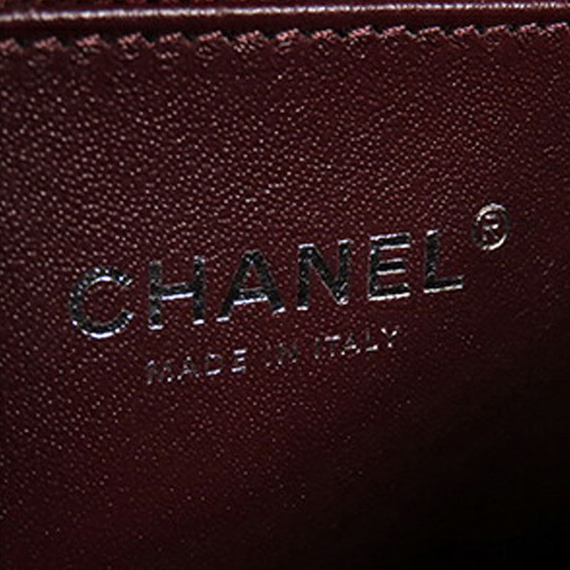 Medium Caviar CC Filigree Vanity Case - Image 5