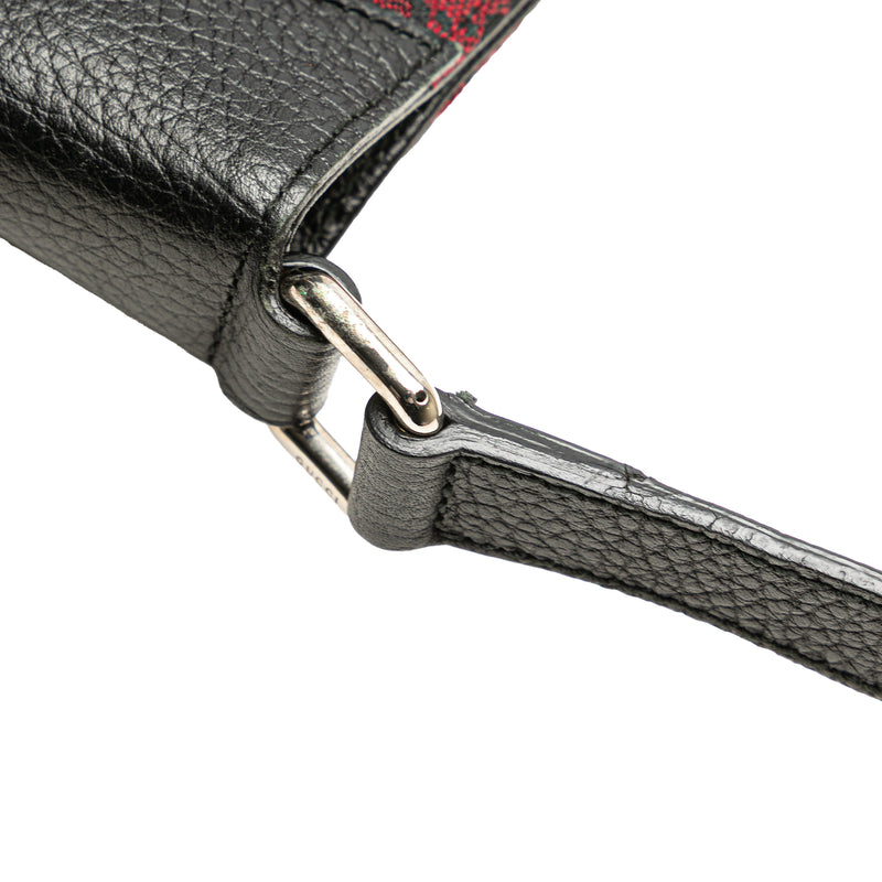 GG Canvas Shoulder Bag - Image 10