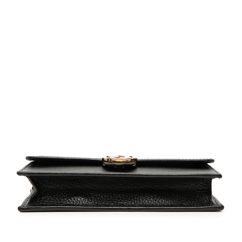 Dollar Calfskin Interlocking G Wallet on Chain - Image 3