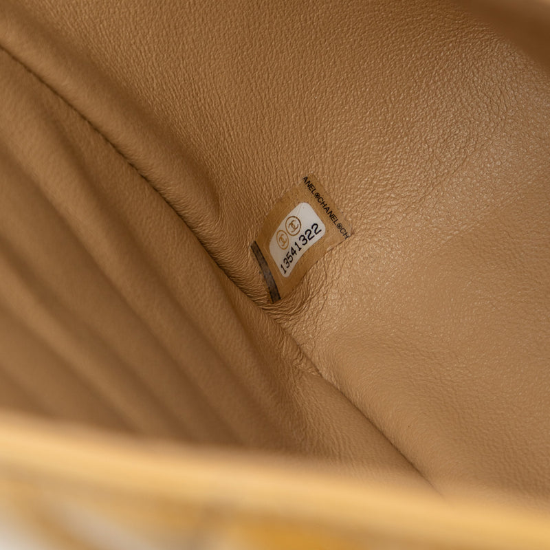 Maxi Classic Patent Single Flap - Image 6