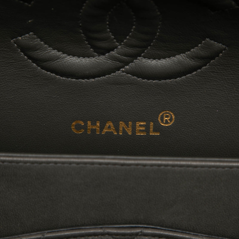 Medium Classic Lambskin Double Flap - Image 5