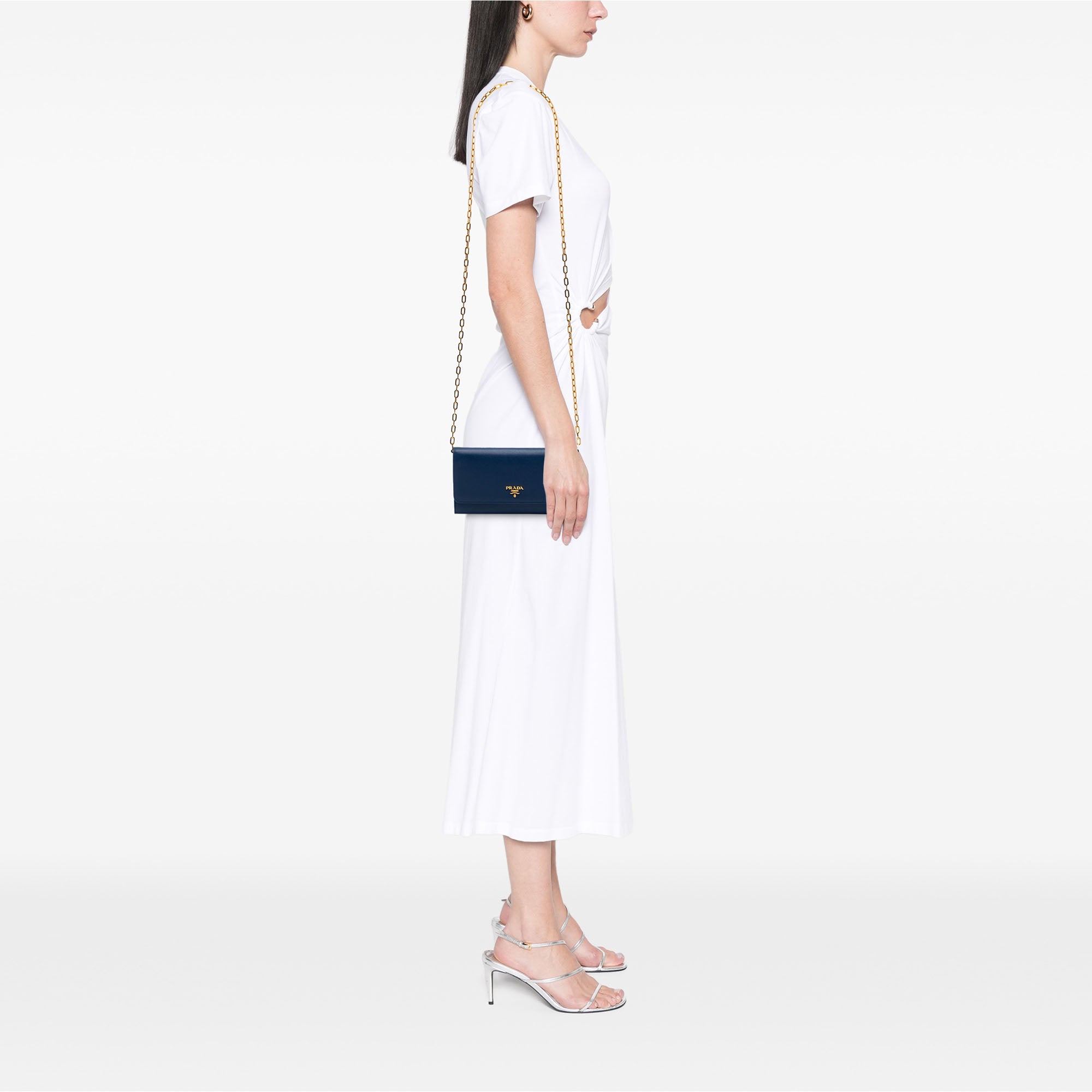 Saffiano Wallet On Chain - Image 6