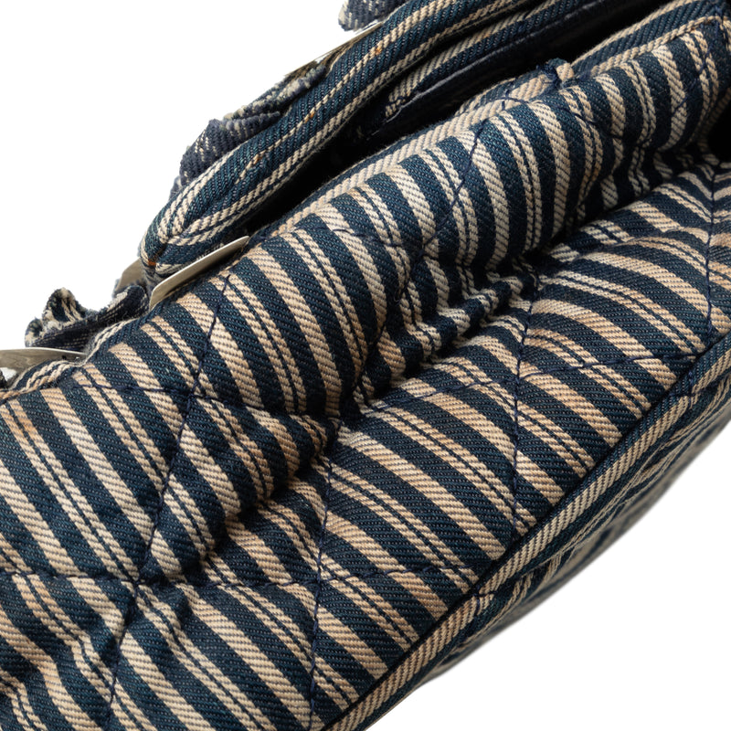 Medium Cotton Striped Double Flap - Image 10