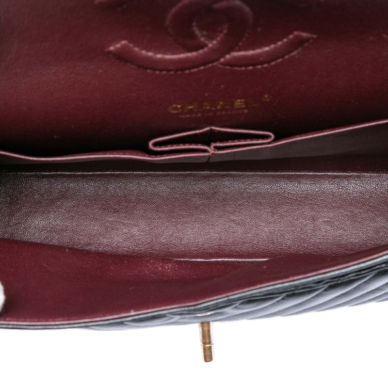 Medium Classic Chevron Lambskin Double Flap - Image 4