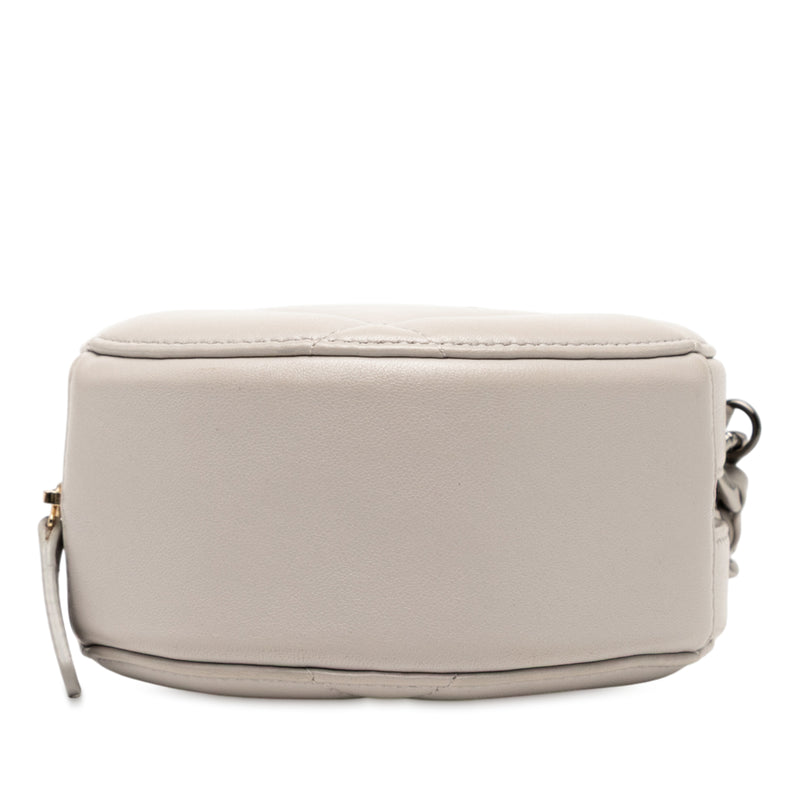 Lambskin 19 Round Clutch with Chain - Image 3