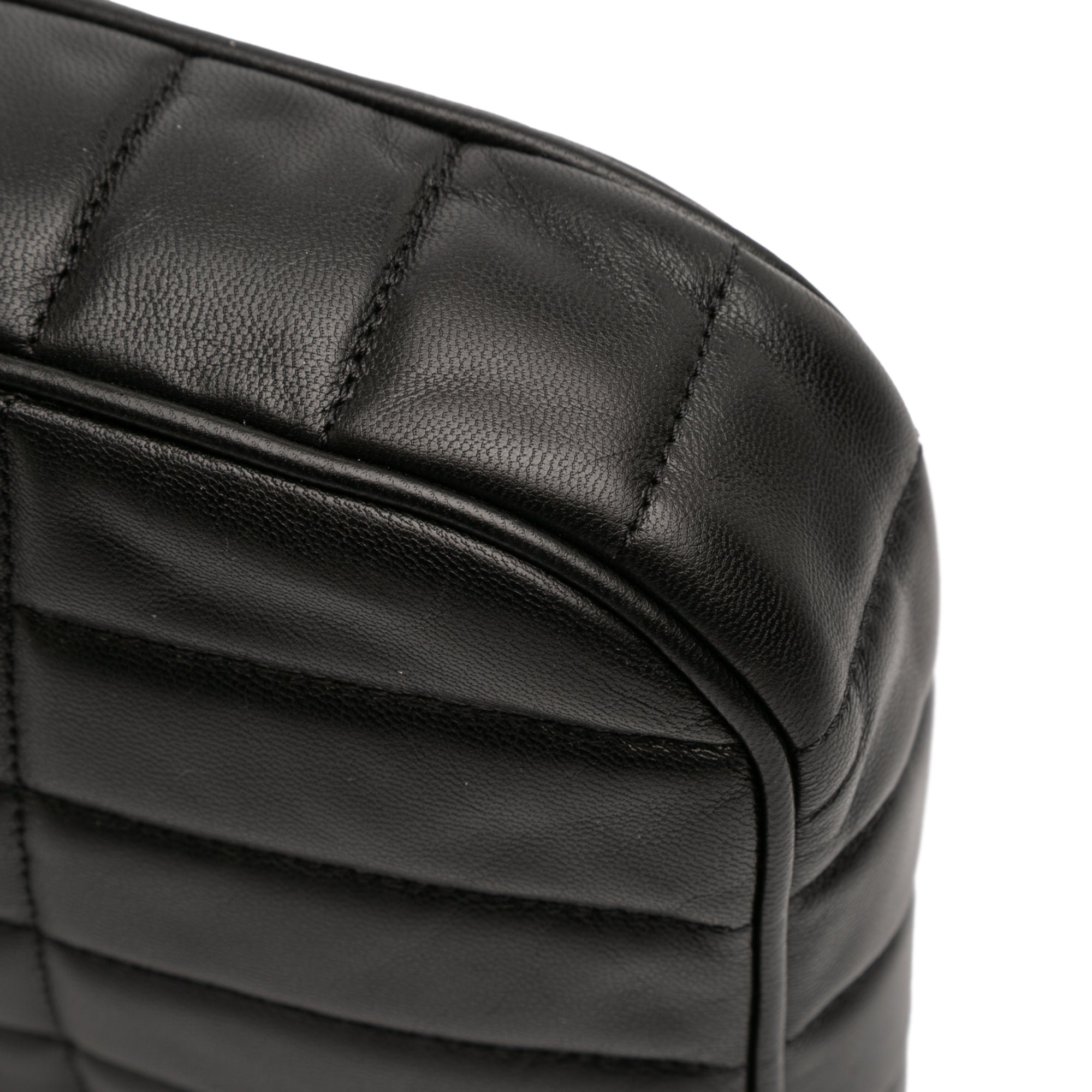 Matelasse Goatskin Monochrome Chain Shoulder Bag - Image 9