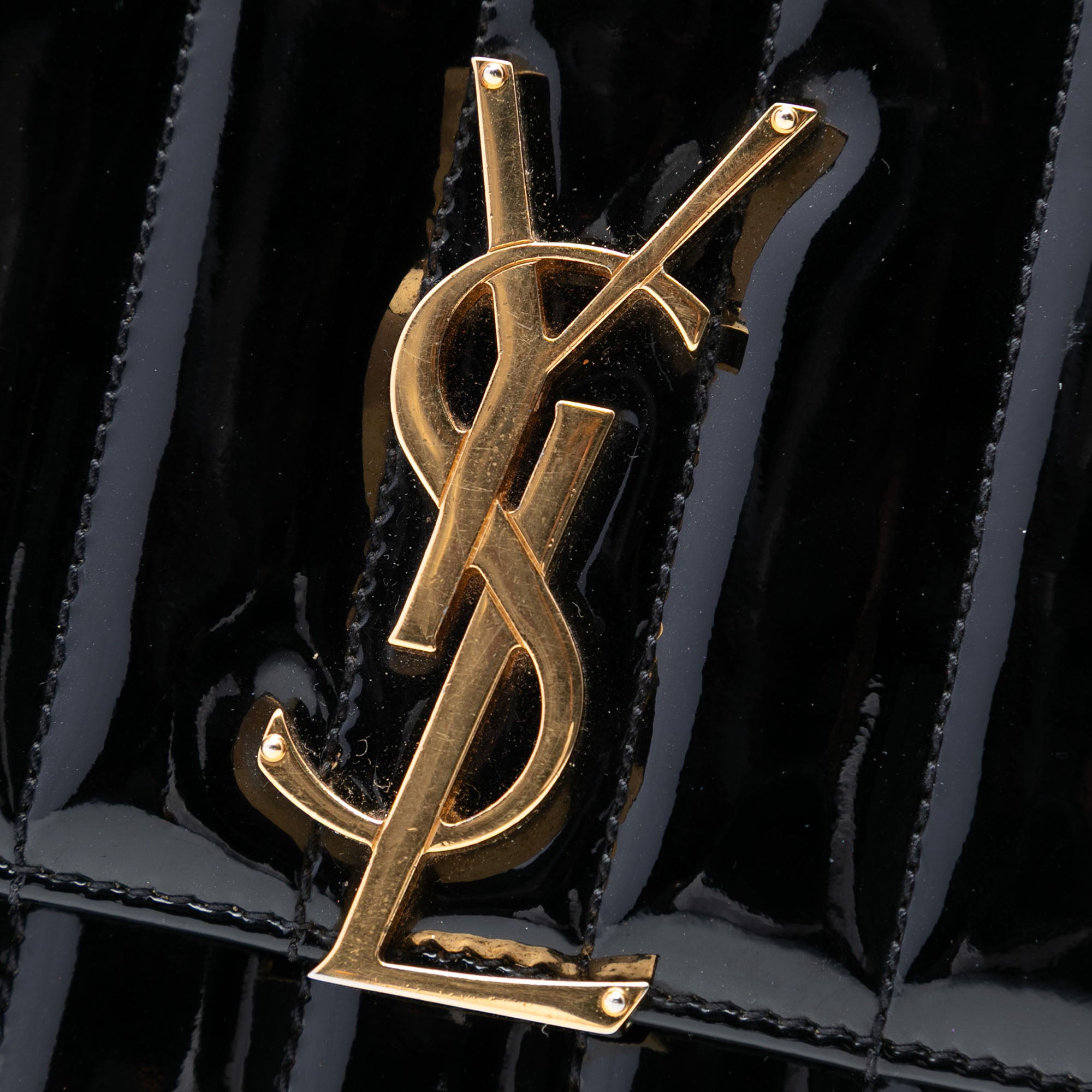 Small Patent Monogram Vicky Chain Bag - Image 5