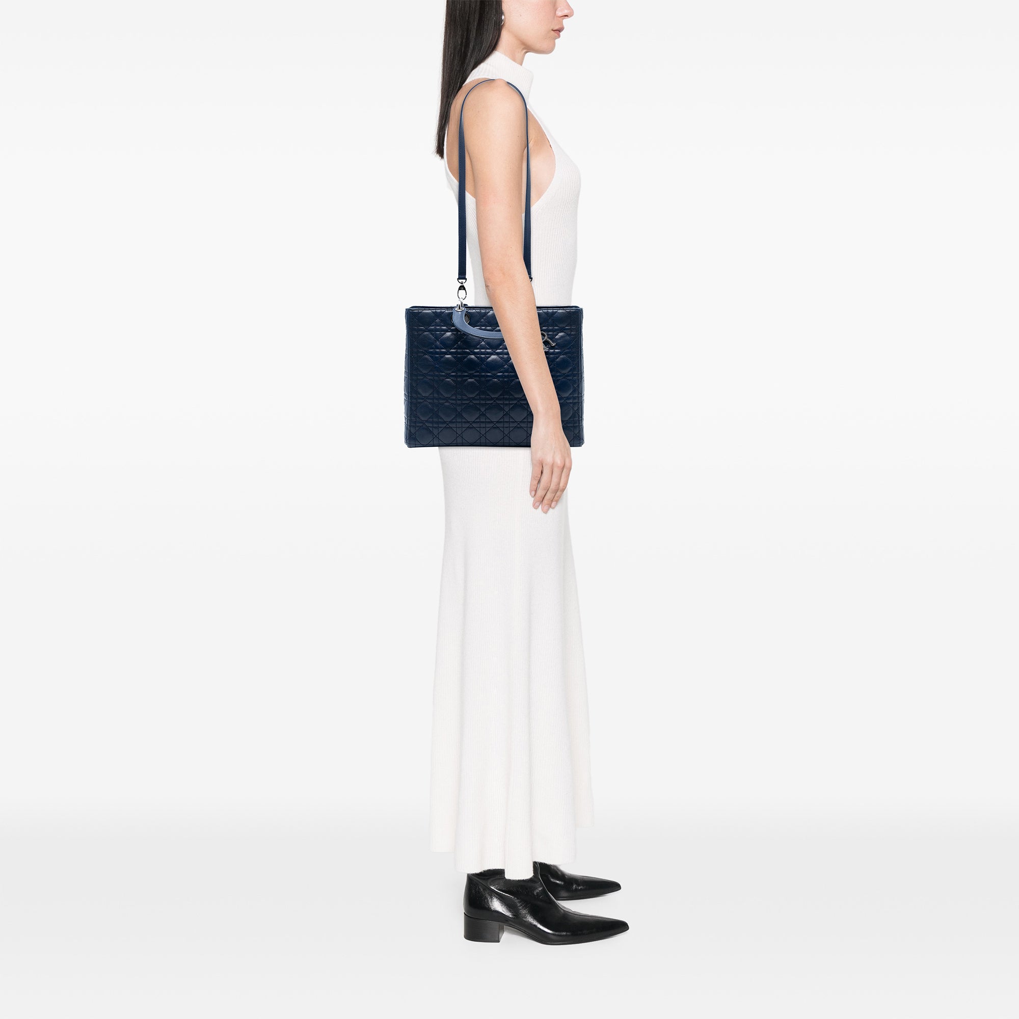 Large Lambskin Cannage Lady Dior - Image 7