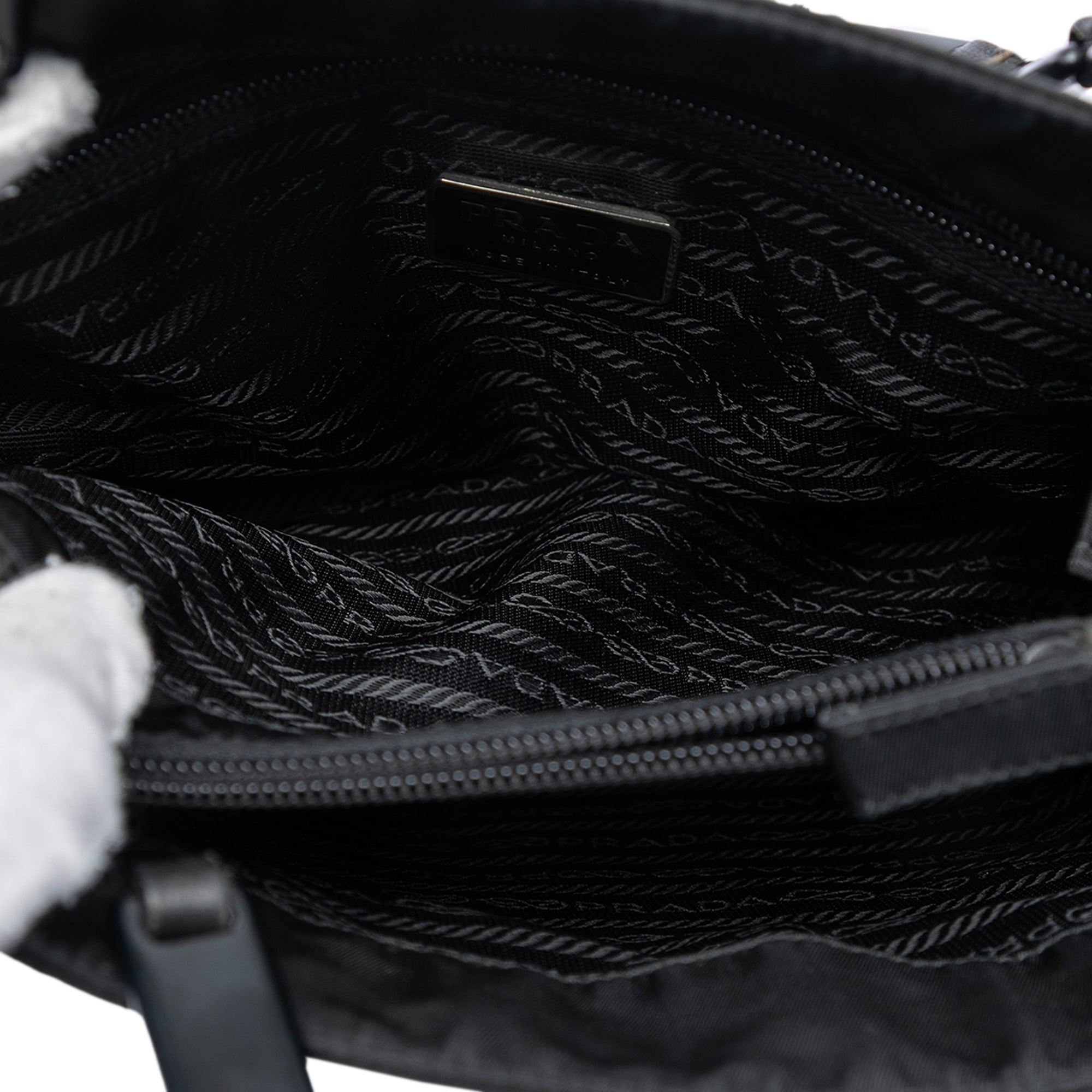 Tessuto Impunto Chain Tote - Image 4